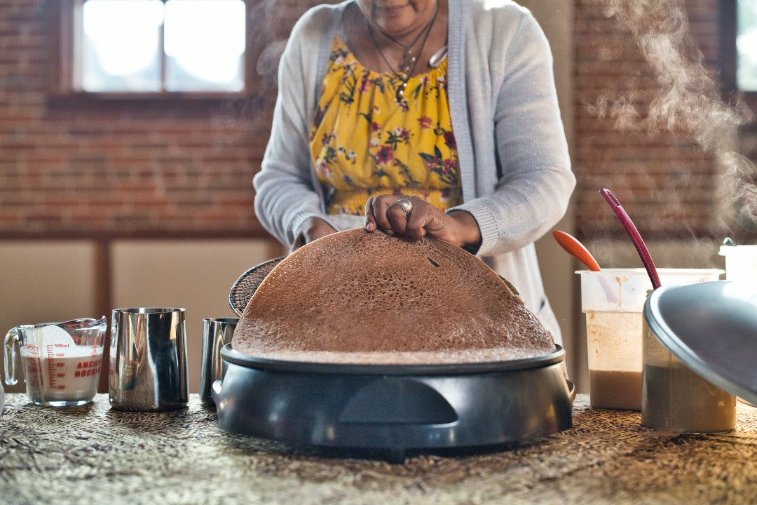 Comment Faire Fermenter l'Injera Éthiopienne : La Méthode Traditionnelle du Teff