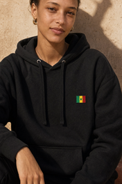 Senegal Flag Badge Hoodie — portée, photoshoot, sur place
