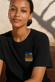 Senegal Patch Tee — portée, photoshoot, sur place