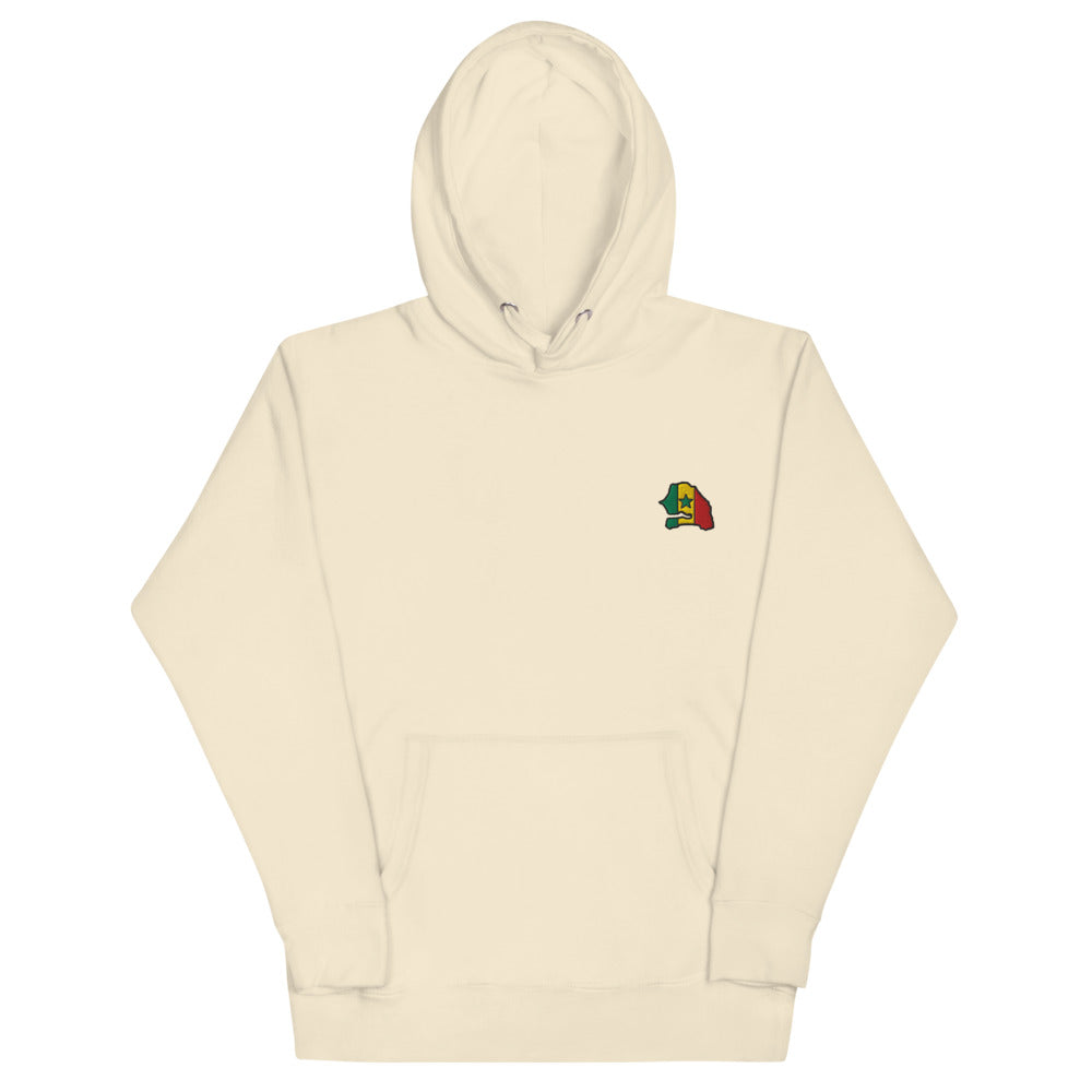 Hoodie Niokolo, écusson carte du Sénégal brodé au cœur, coloris Sable, vu de face